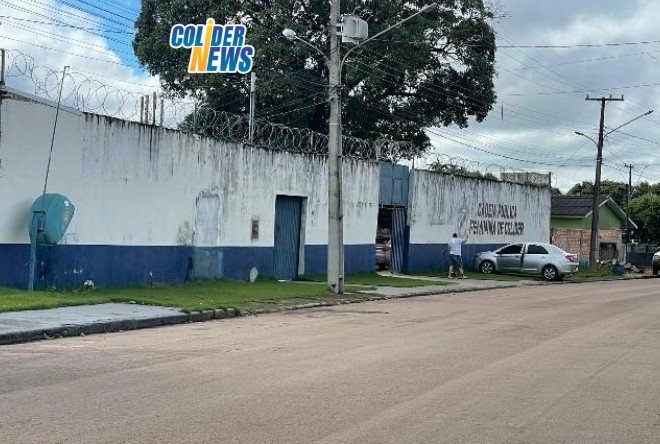 Diretora da Cadeia Feminina de Colider libera entrada de fumo