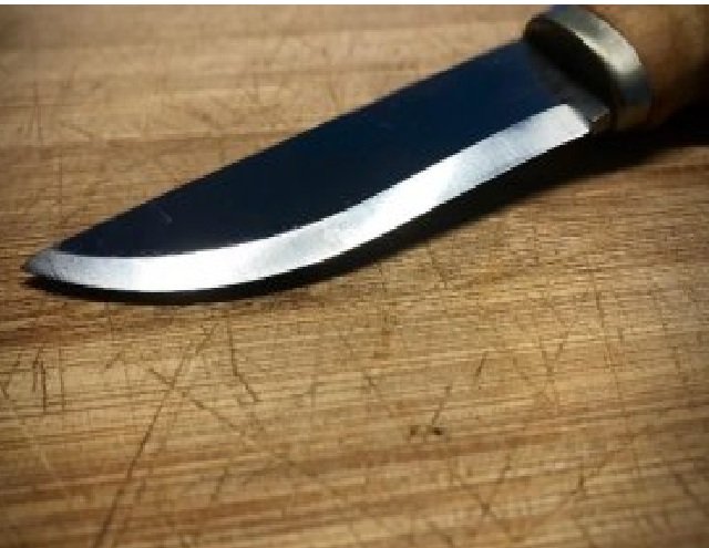 Urgente: Menino de 11 anos ataca mãe com faca durante surto em MT