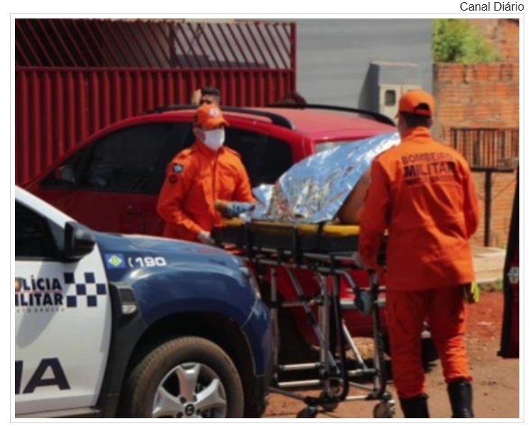 Homem tenta matar irmão a facadas ao flagrá-lo em casa com a ex-esposa em cidade de MT.
