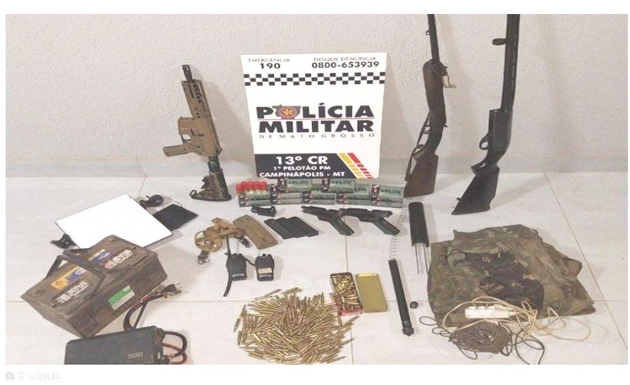Polícia Militar prende faccionados com fuzil, espingarda, pistolas e mais de 300 munições