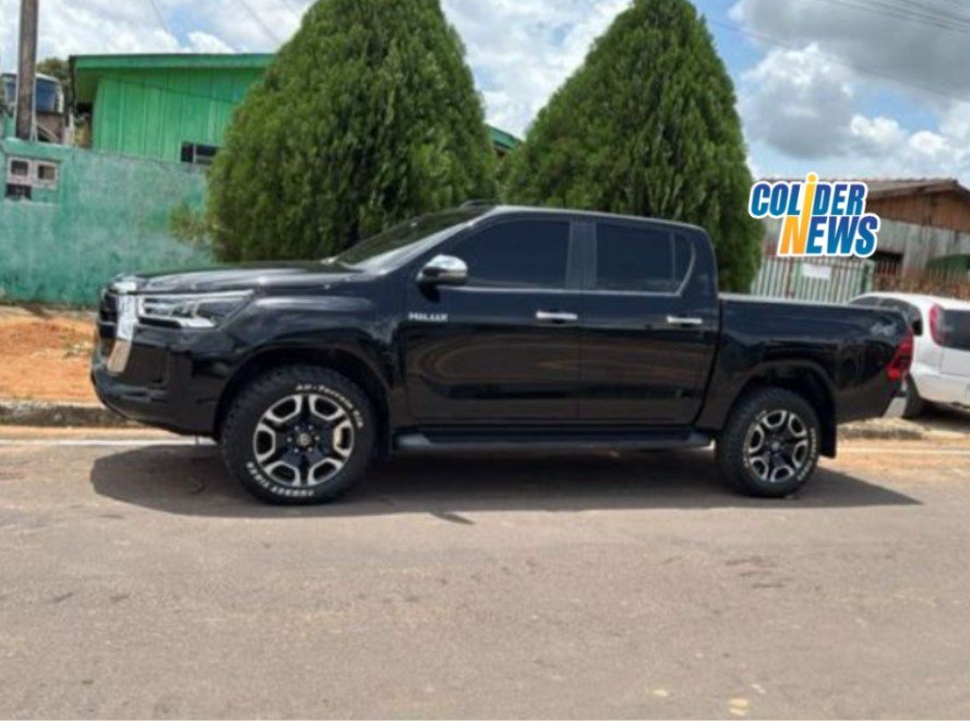 Advogado tem caminhonete Hilux e furtada em festa de Canaã.