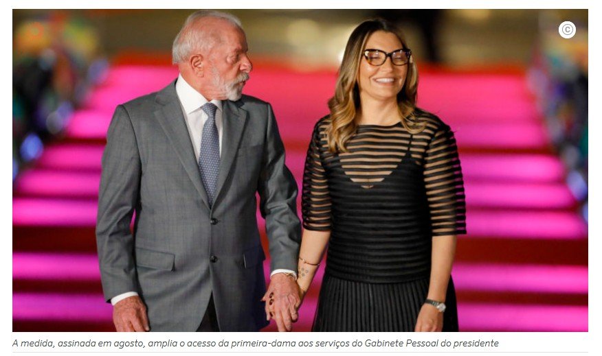 Lula baixa decreto que aumenta poder da primeira-dama Janja.