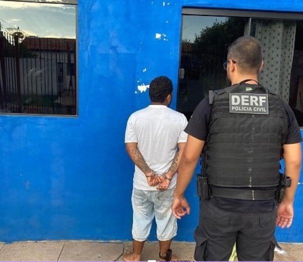 Polícia flagra venda de anabolizantes estrangeiros e produtos vencidos