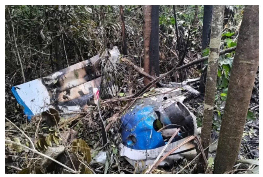 FAB derruba avião em MT; suspeita é de que “ex-delegado do tráfico” estava pilotando
