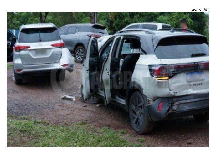 Menina de 4 anos morre em batida entre 3 carros em MT