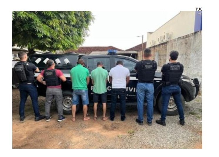 Irmãos e amigo são presos acusados de matar desafeto
