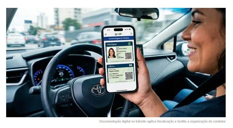 Multa pesada será aplicada a motoristas que não estiverem com dois documentos exigidos por lei