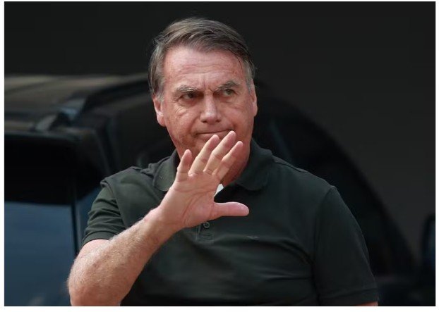 Risco de morte de Bolsonaro reforça pedido por prisão domiciliar