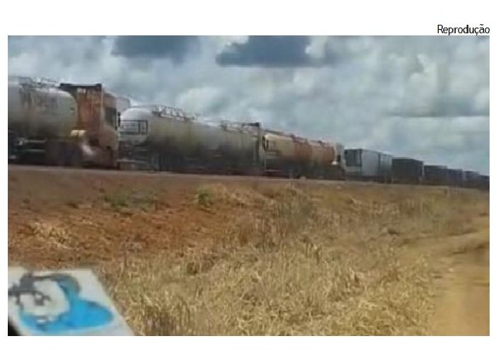 Vídeo - Batida entre 5 veículos deixa trânsito parado em rodovia