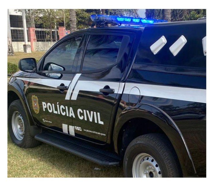 Policial troca tiros com bandidos e evita morte em conveniência em MT