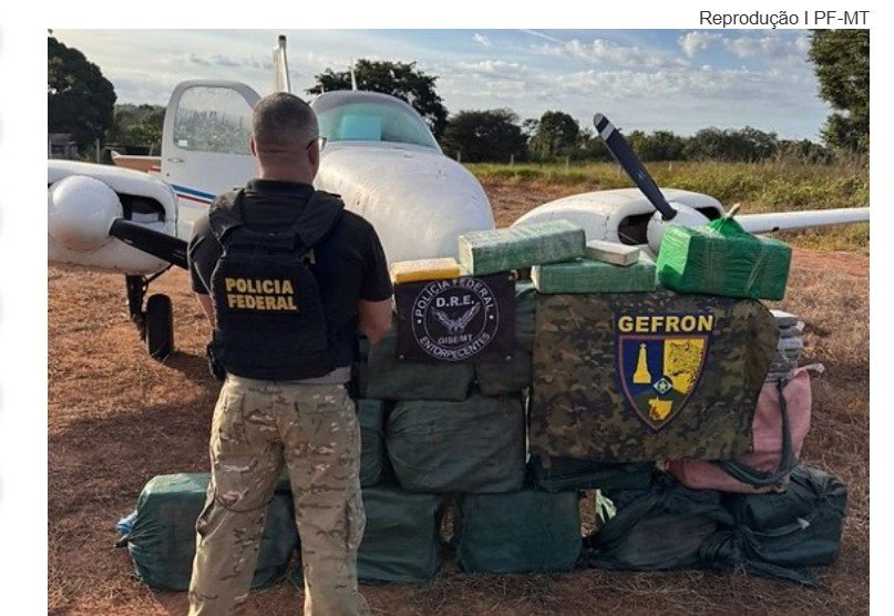 Forças de segurança interceptam avião e apreendem 450 kg de cocaína em cidade de MT; quatro são presos