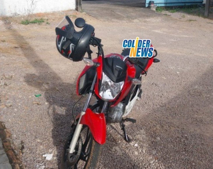 Motoqueiro usuário em Colíder tenta dar fuga mas acaba preso pela PM.
