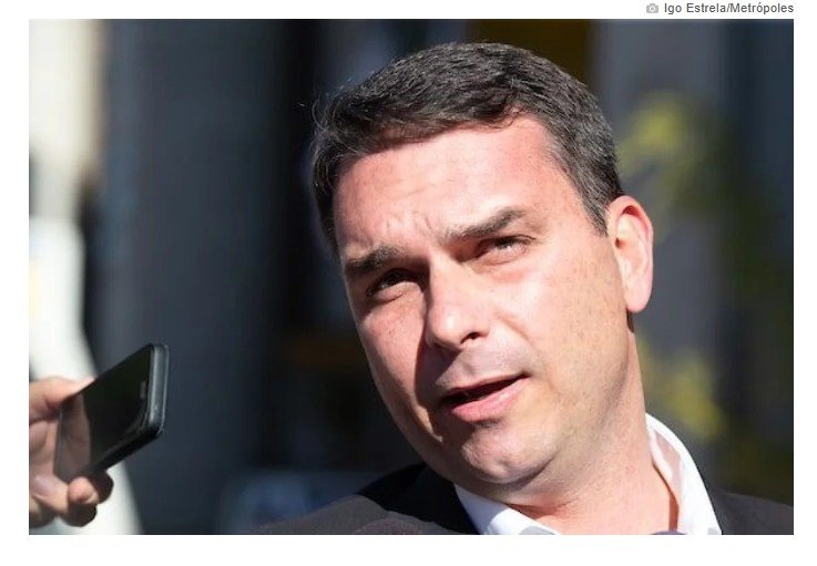 Flávio Bolsonaro diz que “videozinho” dele com Vorcaro pode ser vazado