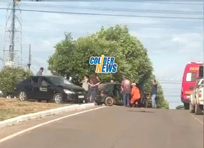 VIDEO: Motorista fica ferido após provocar acidente no centro de Colíder.