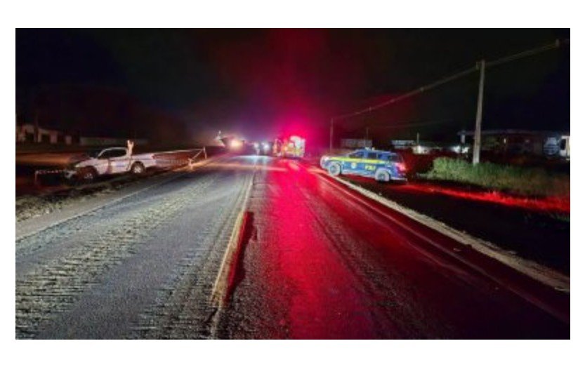 Piloto morre ao bater moto na traseira de caminhonete na BR-163