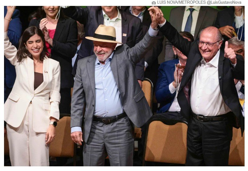 Alckmin é oficializado como vice na chapa de Lula em convenção do PSB