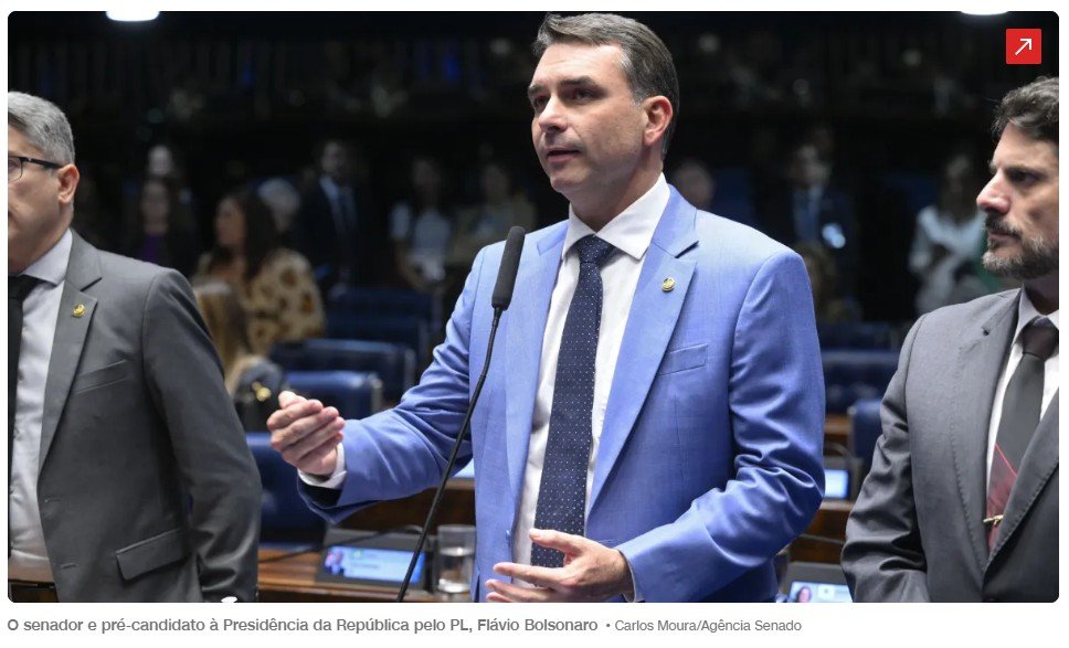 Flávio Bolsonaro critica STF e fala em indicar mulheres para o Supremo
