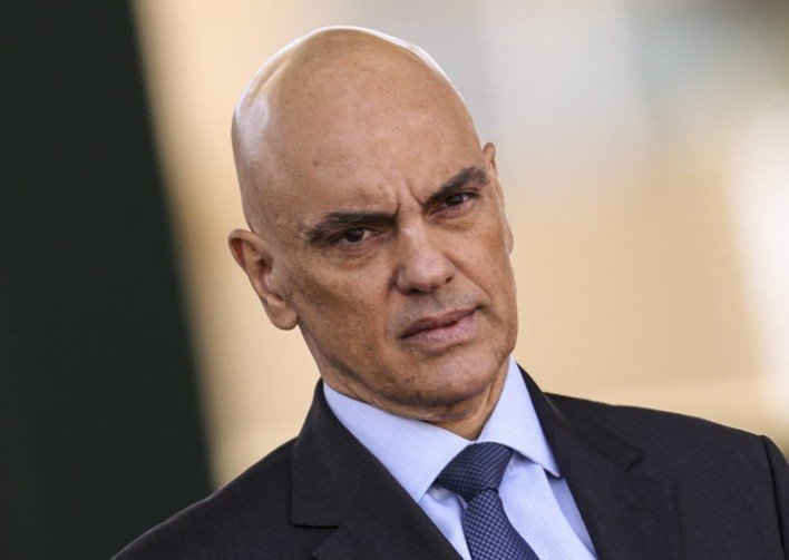 STF contraria Moraes e abre brecha para reduzir penas de réus do 8/1