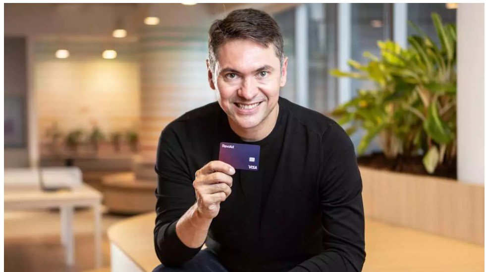 Revolut chega ao Brasil sem bater de frente com o Nubank
