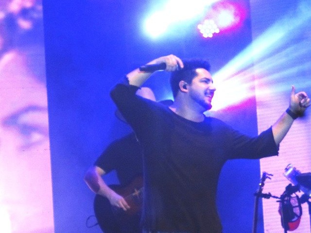 Show Thaeme & Thiago
