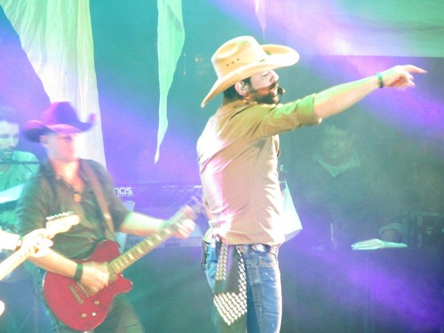 Show da Dupla Fernando & Sorocaba