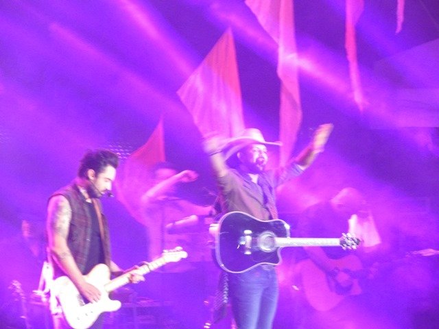 Show da Dupla Fernando & Sorocaba