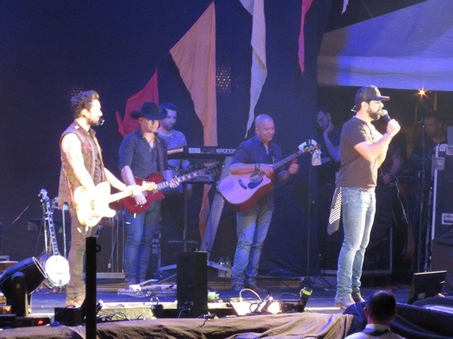 Show da Dupla Fernando & Sorocaba parte 02