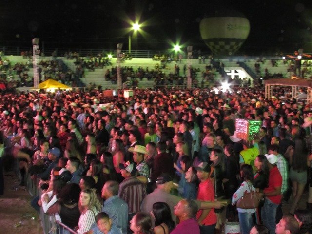 Show da Dupla Fernando & Sorocaba parte 02