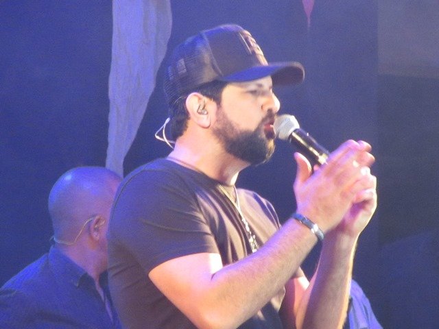 Show da Dupla Fernando & Sorocaba parte 02