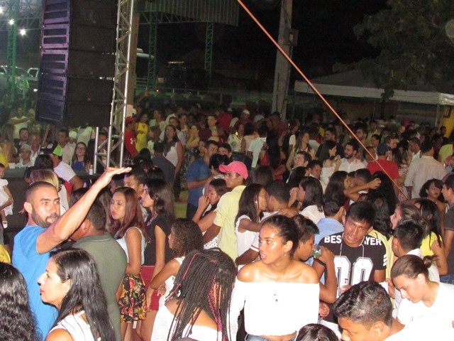 1º Reveillon Lago Pioneiros Colider parte 01