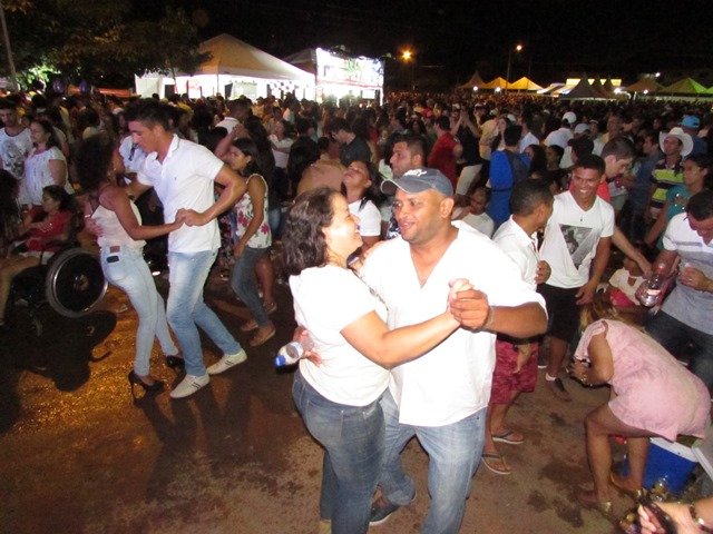 1º Reveillon Lago Pioneiros Colider parte 01