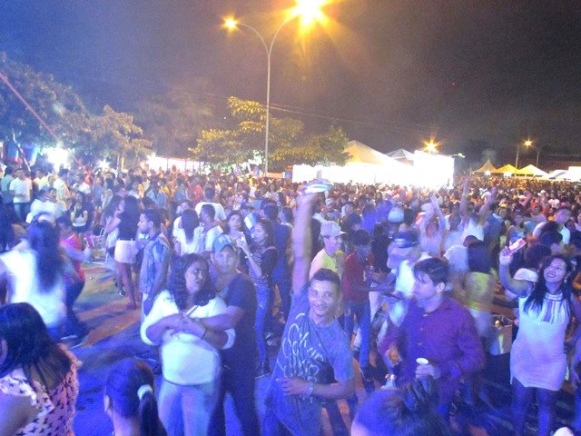 1º Reveillon Lago Pioneiros Colider parte 01