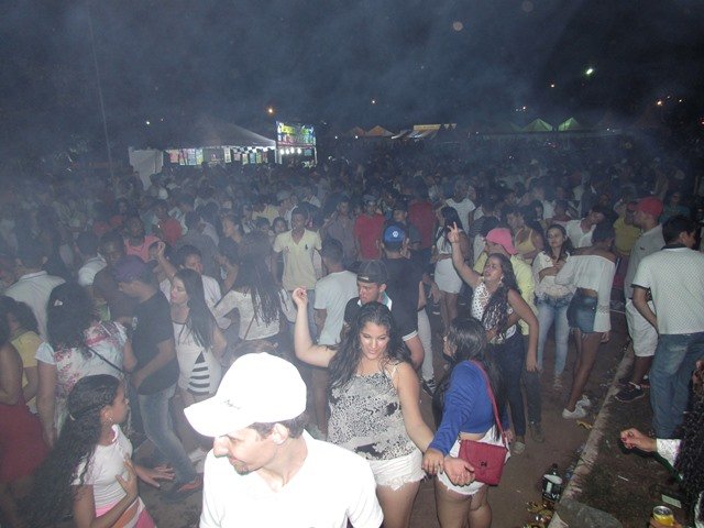 1º Reveillon Lago Pioneiros Colíder parte 03