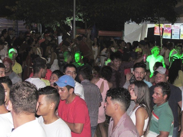 1º Reveillon Lago Pioneiros Colíder parte 03