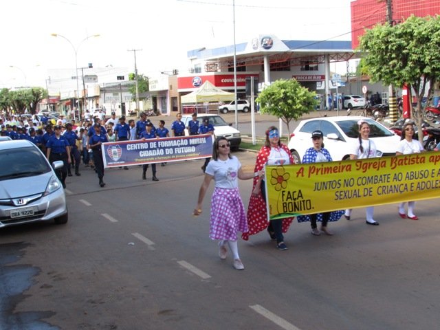 Passeata Faça Bonito