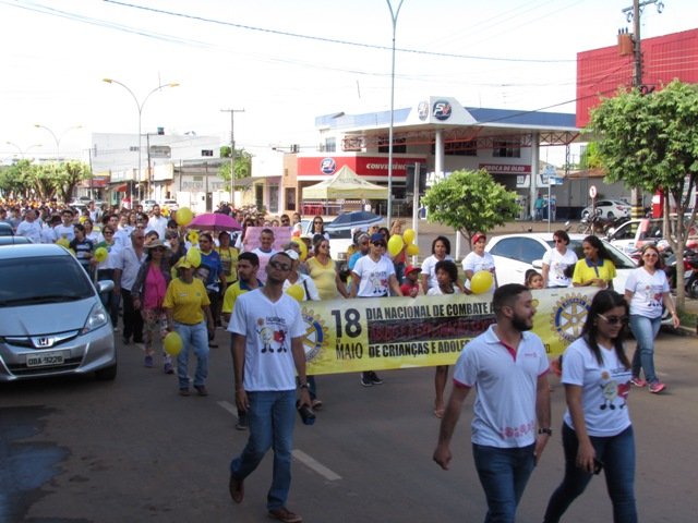 Passeata Faça Bonito 02