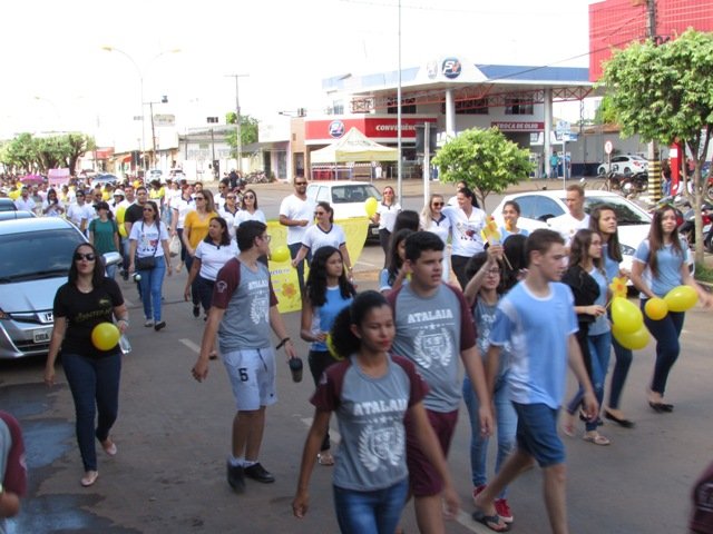 Passeata Faça Bonito 02