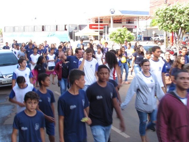 Passeata Faça Bonito 02