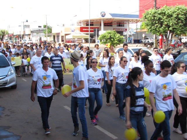 Passeata Faça Bonito 02
