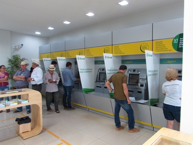 CAMPANHA SICREDI VEM INVESTIR E GANHAR!