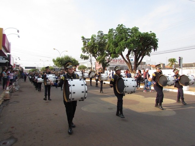 Desfile 7 de Setembro Colider parte 001