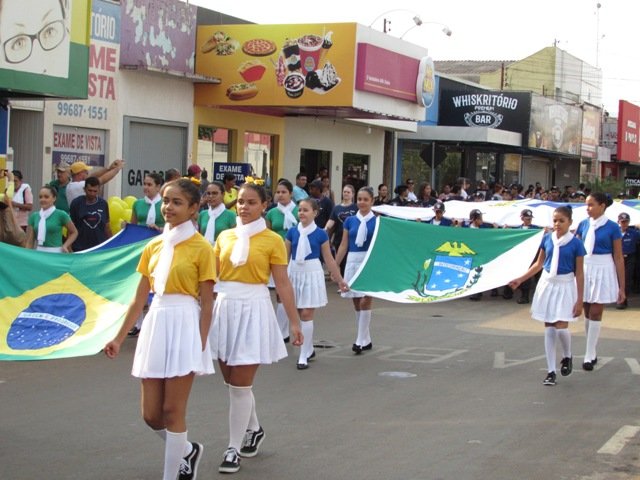 Desfile 7 de Setembro Colider parte 001