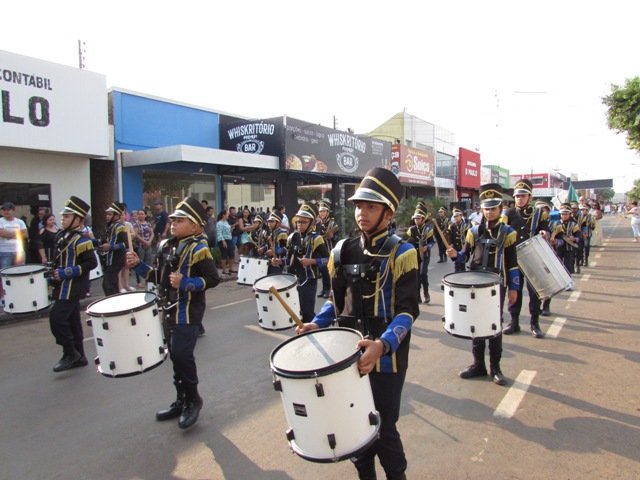 Desfile 7 de Setembro Colider parte 001