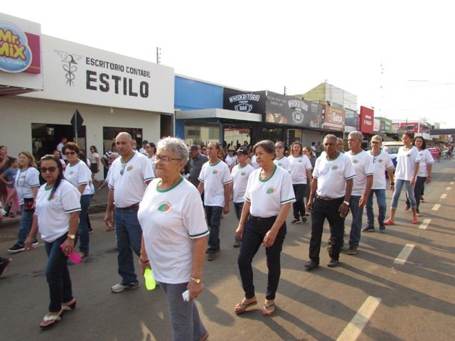 Desfile 7 de Setembro Colider parte 001