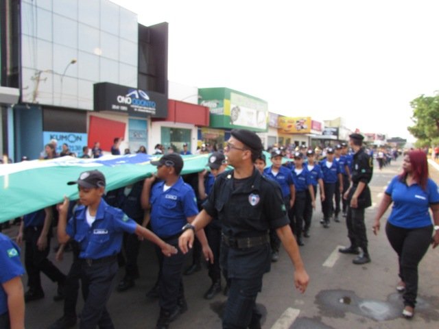 Desfile 7 de Setembro Colider parte 001