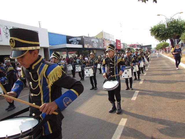 Desfile 7 de Setembro Colider parte 001