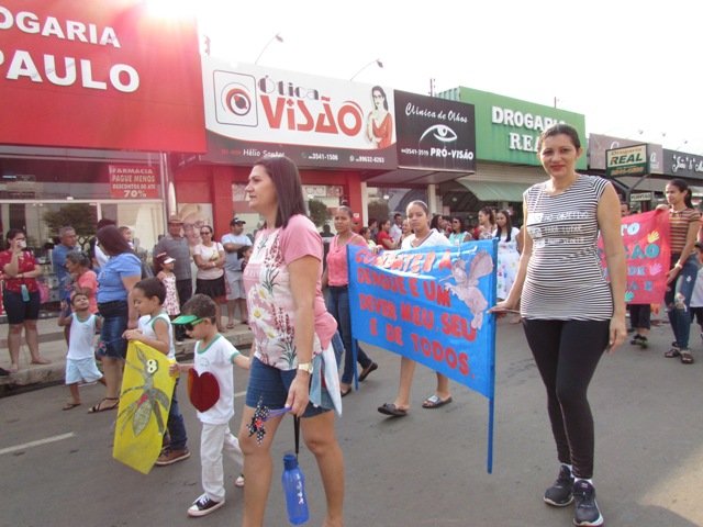 Desfile 7 de Setembro Colider parte 002