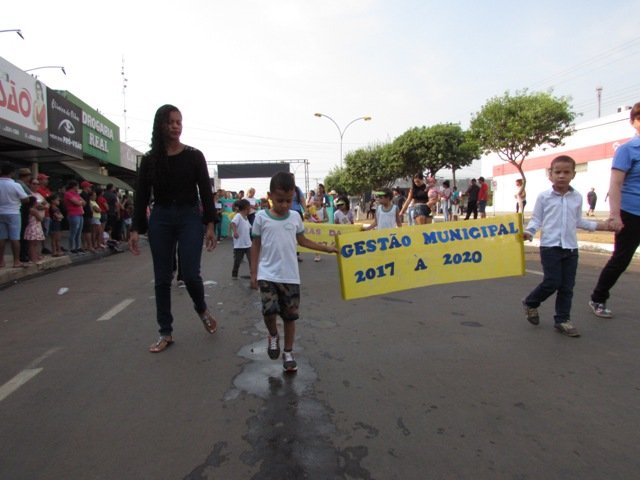 Desfile 7 de Setembro Colider parte 002