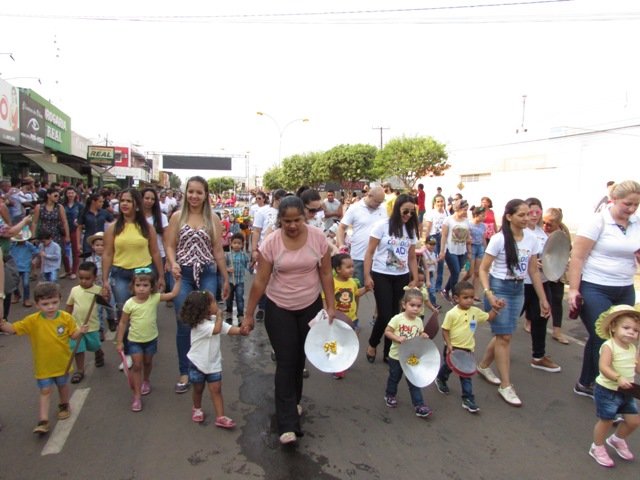 Desfile 7 de Setembro Colider parte 002