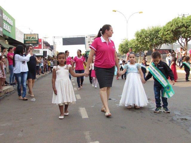 Desfile 7 de Setembro Colider parte 002